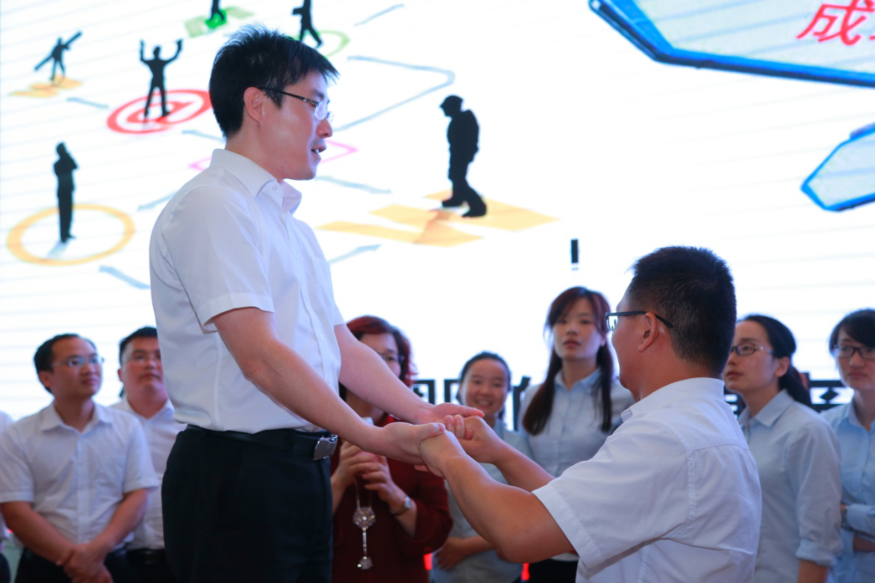 中国·太阳成tyc7111cc(集团)有限公司-官方网站