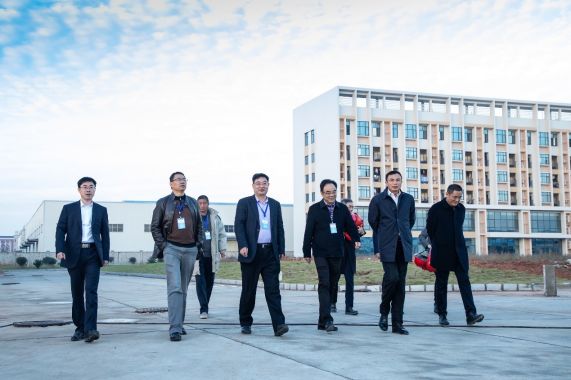 中国·太阳成tyc7111cc(集团)有限公司-官方网站