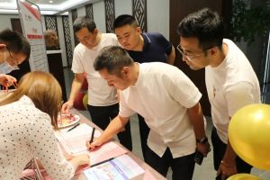 中国·太阳成tyc7111cc(集团)有限公司-官方网站